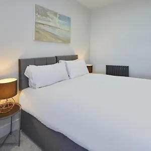 Anya's Lookout - 1 Bedroom In Scarbourgh Apartment